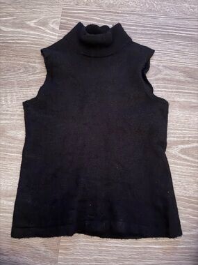 Neiman Marcus Black Cashmere Sleeveless Turtleneck